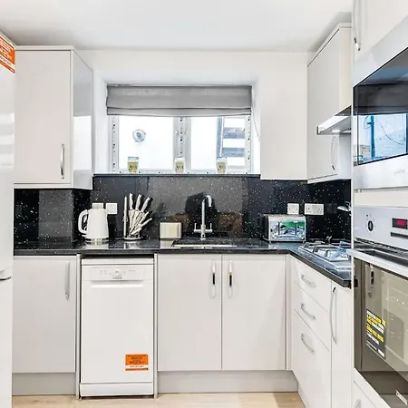 Luxstay Holland Park Apartment With Ac Londres Exterior foto